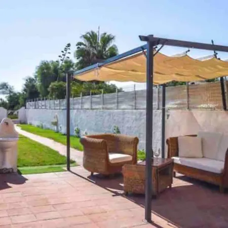 Villa Villinoamalia. Magnifica Estiva Sul Mare Falerna